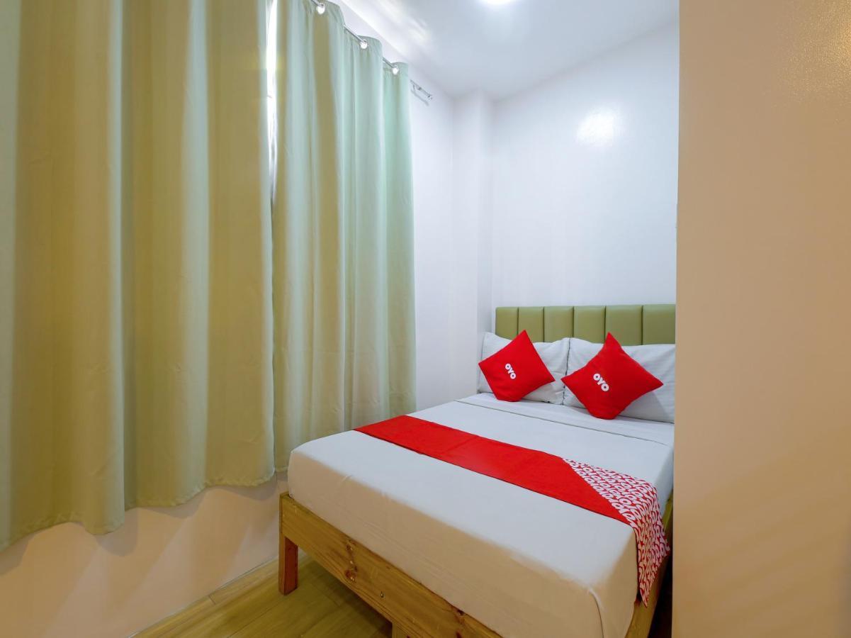 Oyo 783 Freemont Place Paranaque City Экстерьер фото